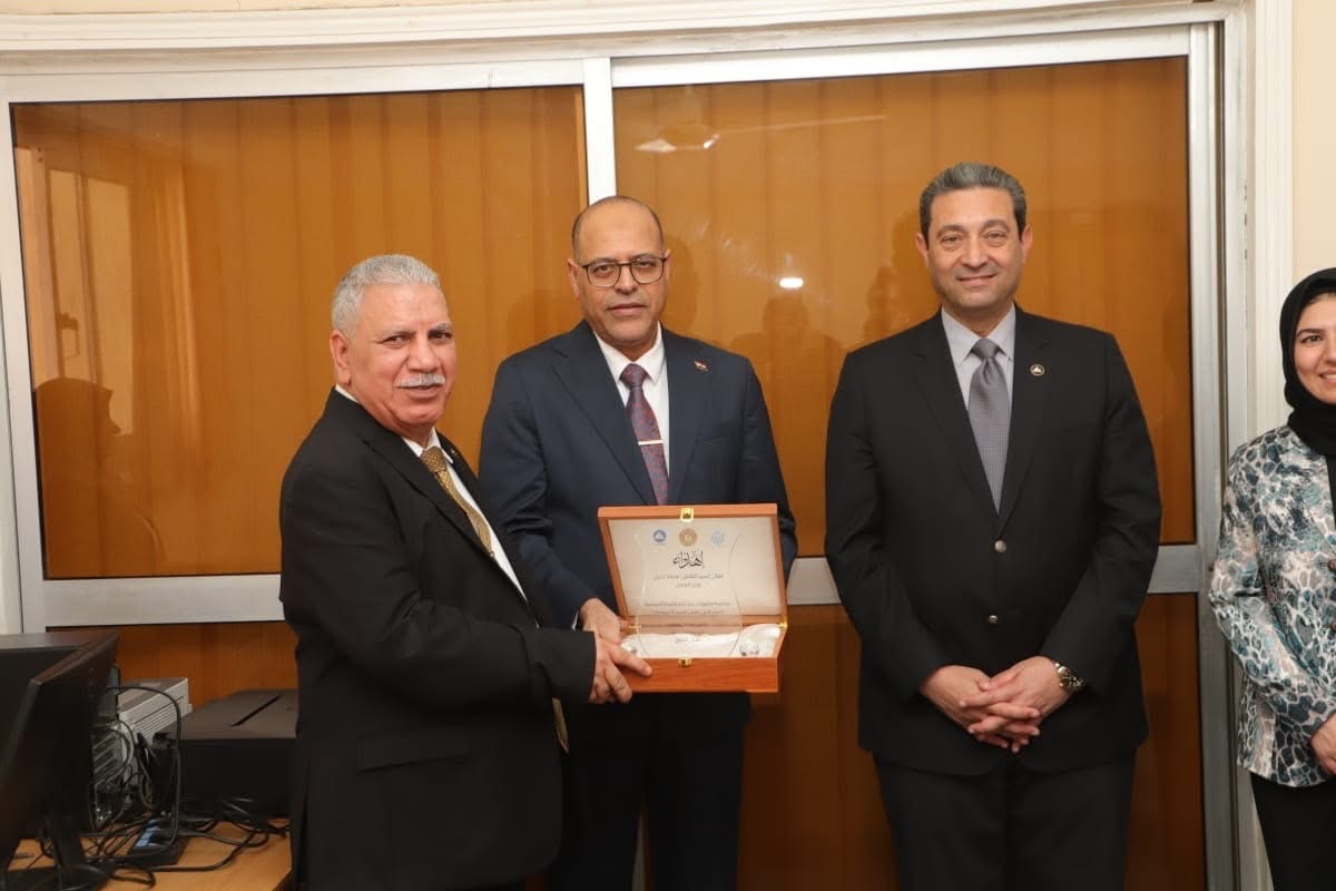 وزير العمل محمد جبران يتفقد مديرية دمياط ويؤكد على تطوير الخدمات