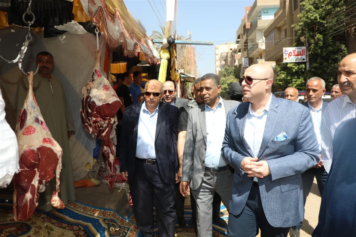 منفذ حياة كريمة يطرح اللحوم بأسعار مخفضة