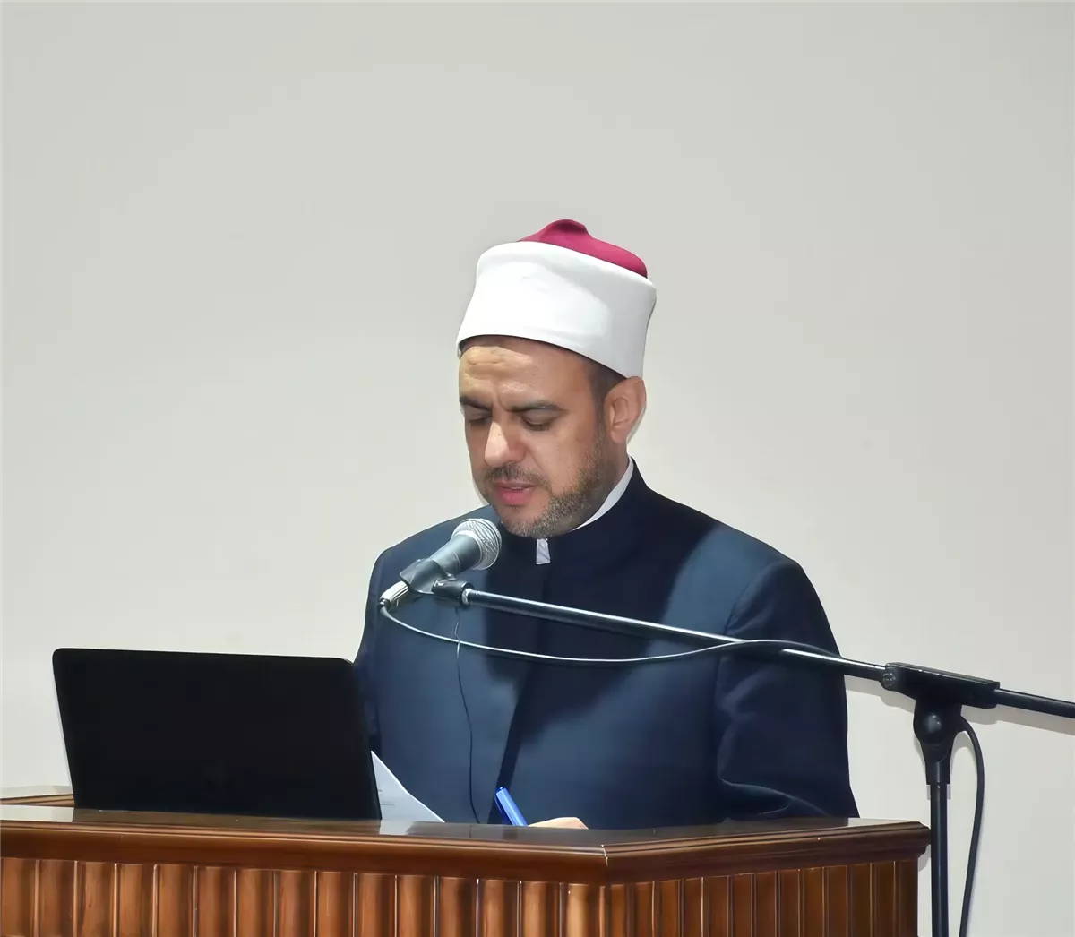 الدكتور حسن يحيى