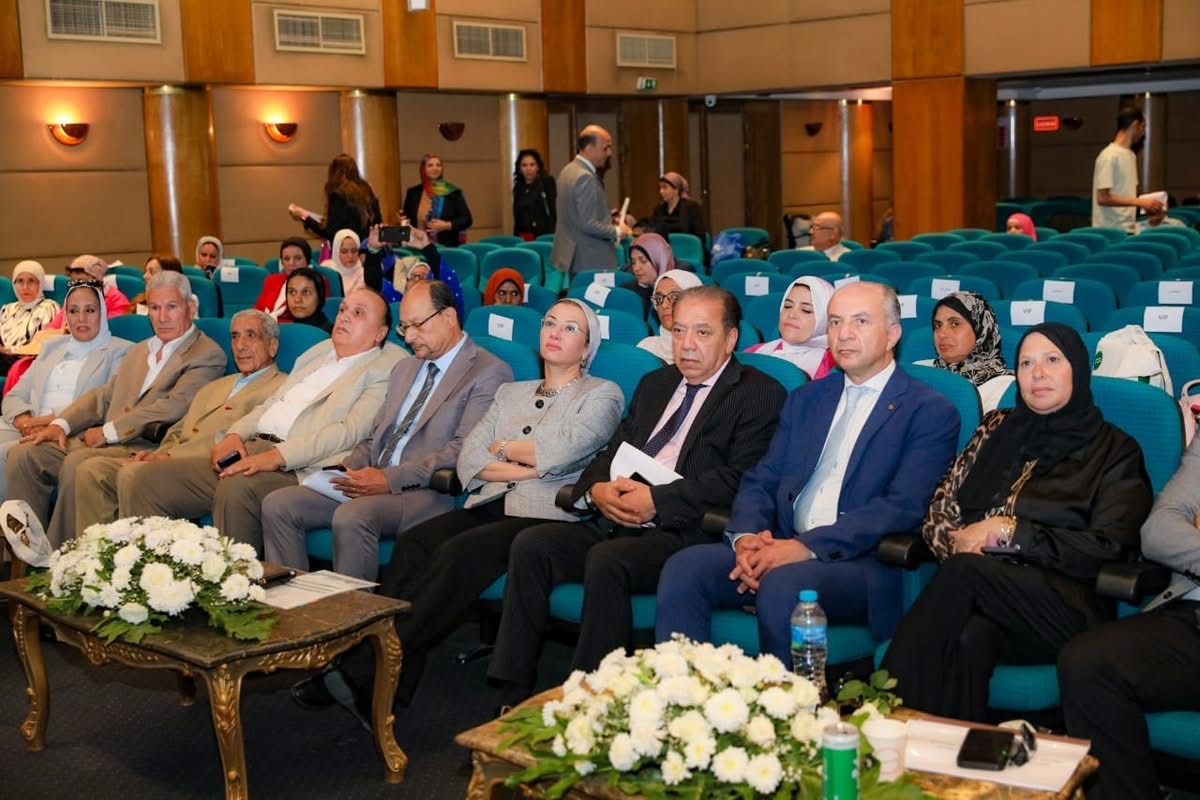 وزيرة البيئة تسلم جوائز مسابقة “الصناعة الخضراء”