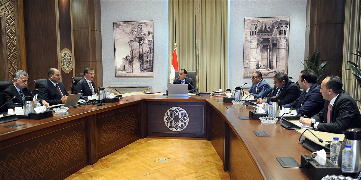 متابعة خطط زيادة المعروض من اللحوم الحمراء