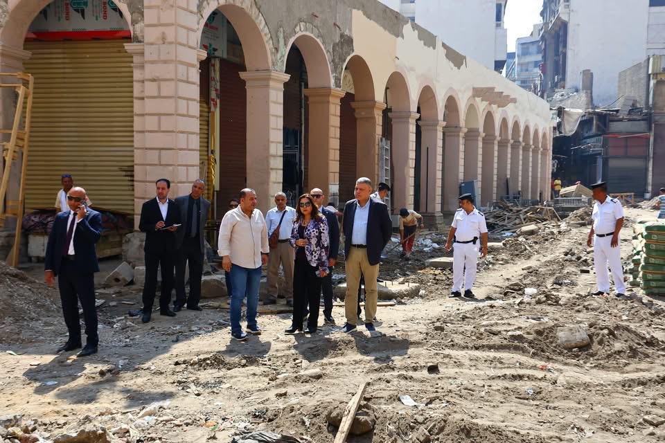 وزيرة التنمية المحلية تتفقد تطوير سوق العتبة