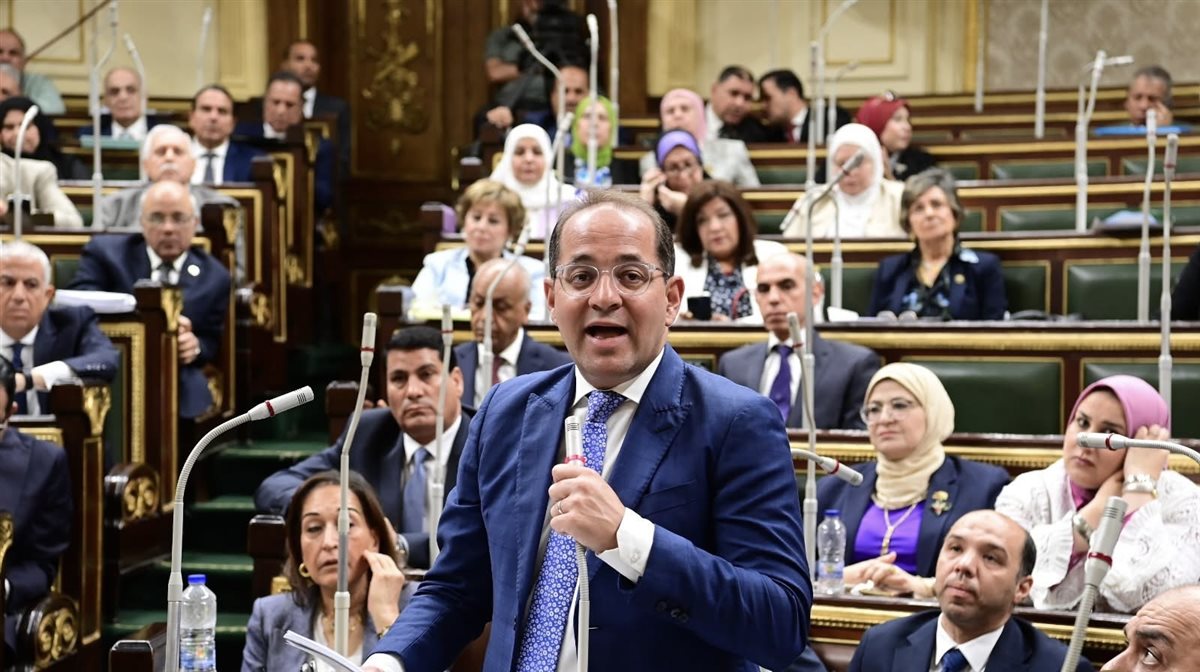 وزير المالية يعرض ملامح الموازنة العامة الجديدة