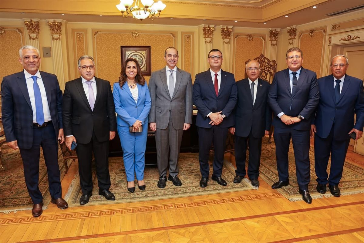 البرلمان يناقش مشروع قانون الإيجار القديم بمشاركة وزيرة التنمية المحلية