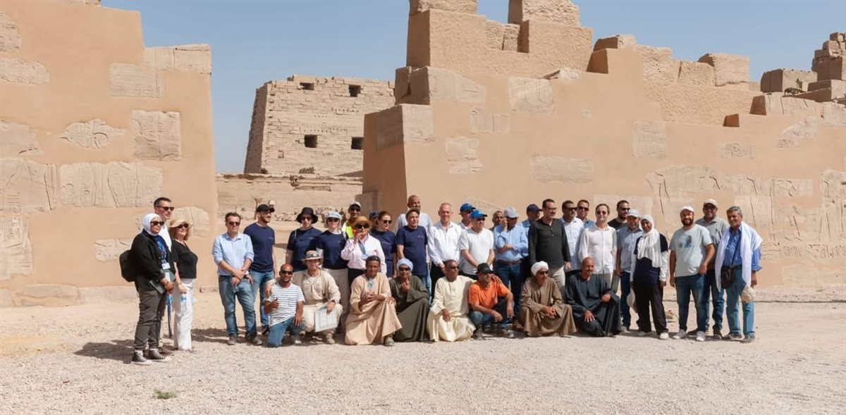 ترميم المقاصير الجنوبية بمعبد الأخ منو بالأقصر