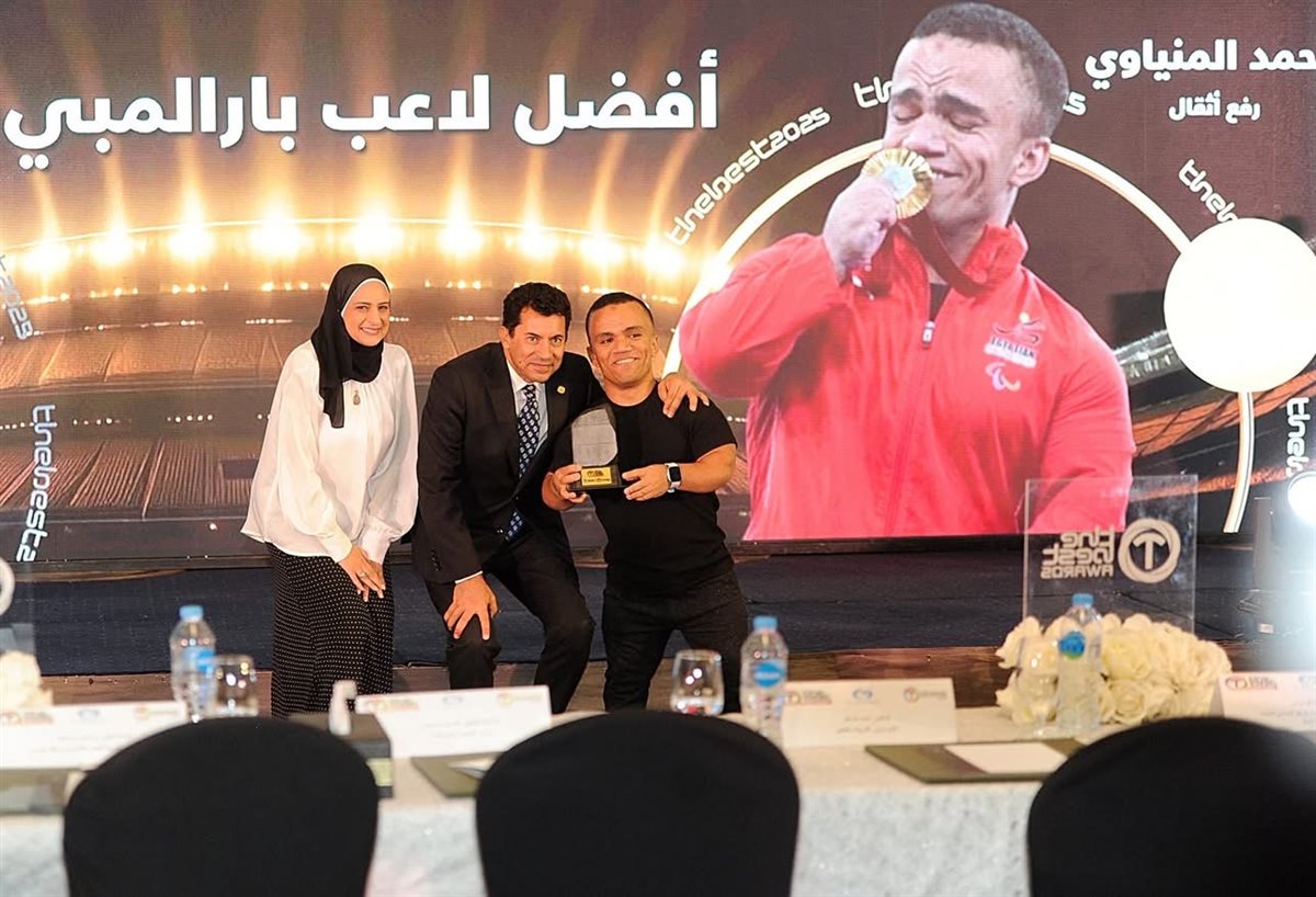 تكريم الأبطال الرياضيين في حفل “جائزة الأفضل”
