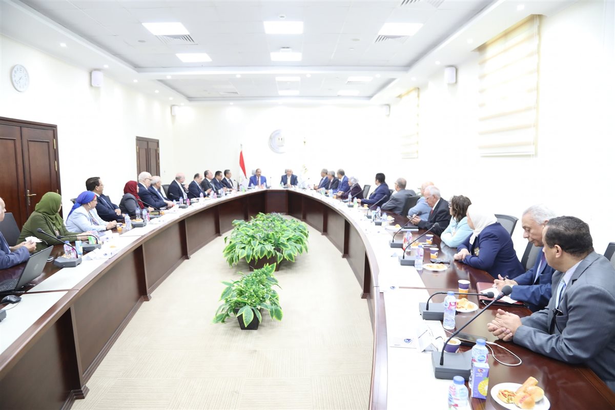 اللجنة العليا تبدأ عملها لاختيار عمداء المعاهد العليا الخاصة