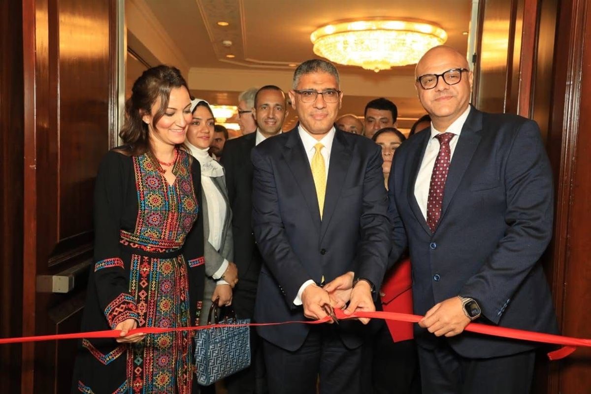 محافظ القاهرة يفتتح معرض التراث