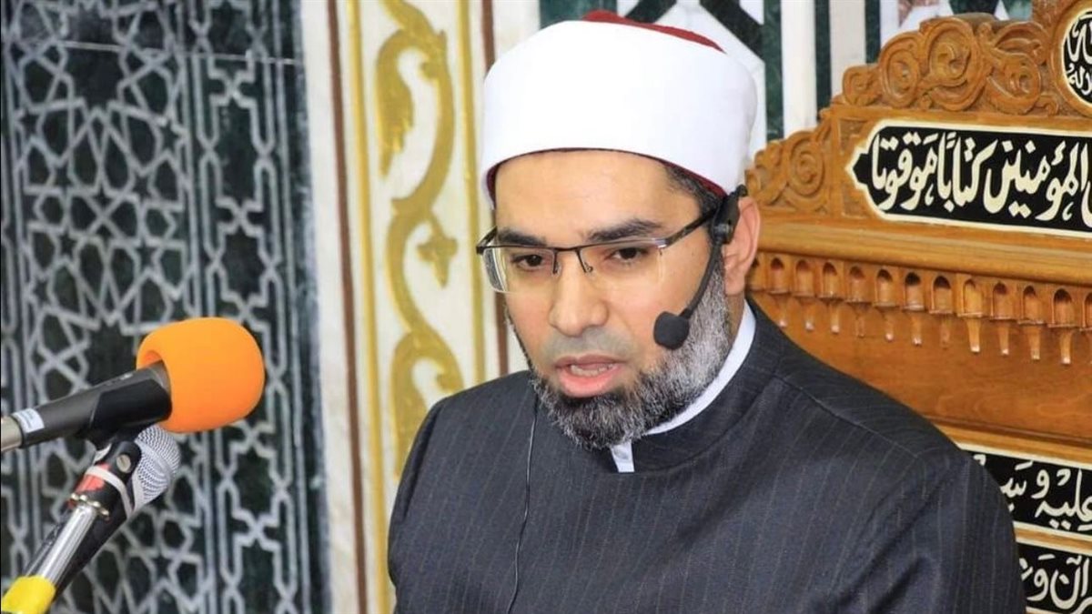 الدكتور أحمد الرخ يوجه دعوة للتريث في النشر
