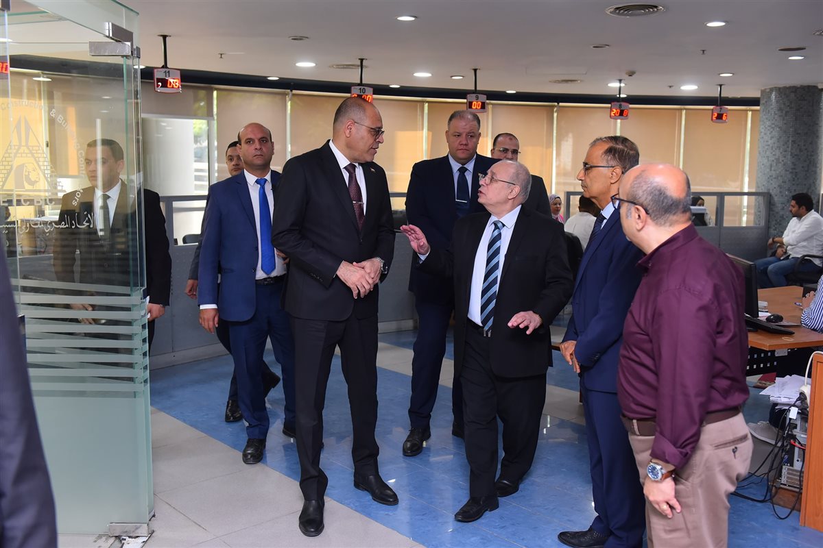 وزير العمل يبحث مع اتحاد المقاولين تفعيل التعاون في ملفات العمالة غير المنتظمة