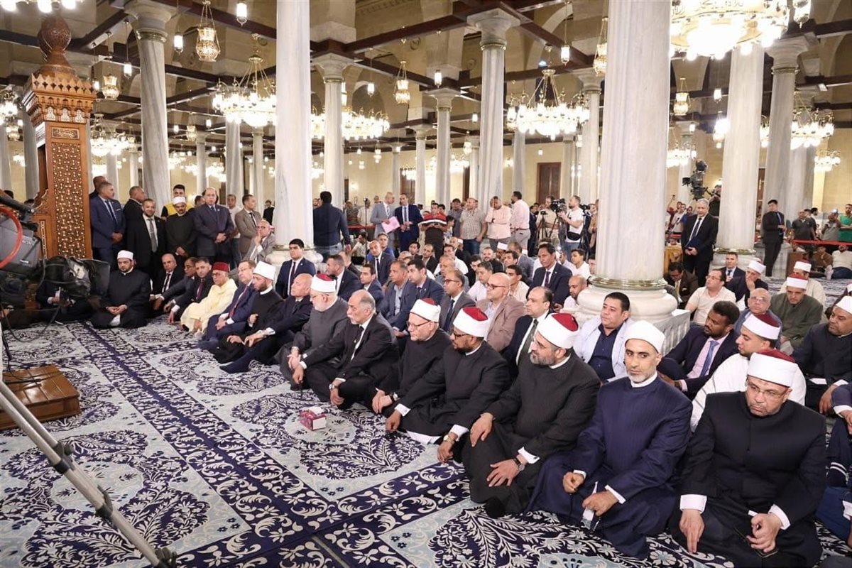 وزير الأوقاف يشهد احتفال العام الهجري الجديد من مسجد الحسين