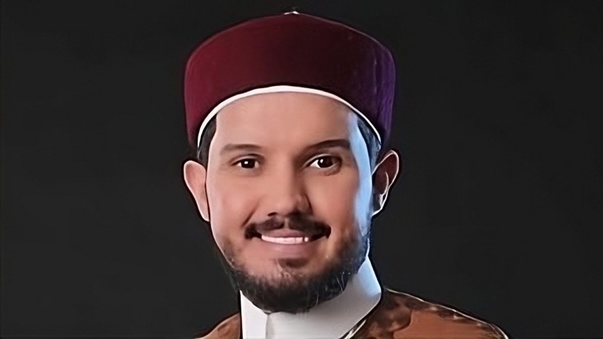 “الصلاة على النبي ﷺ باب قرب وأنوار قلبية عظيمة”