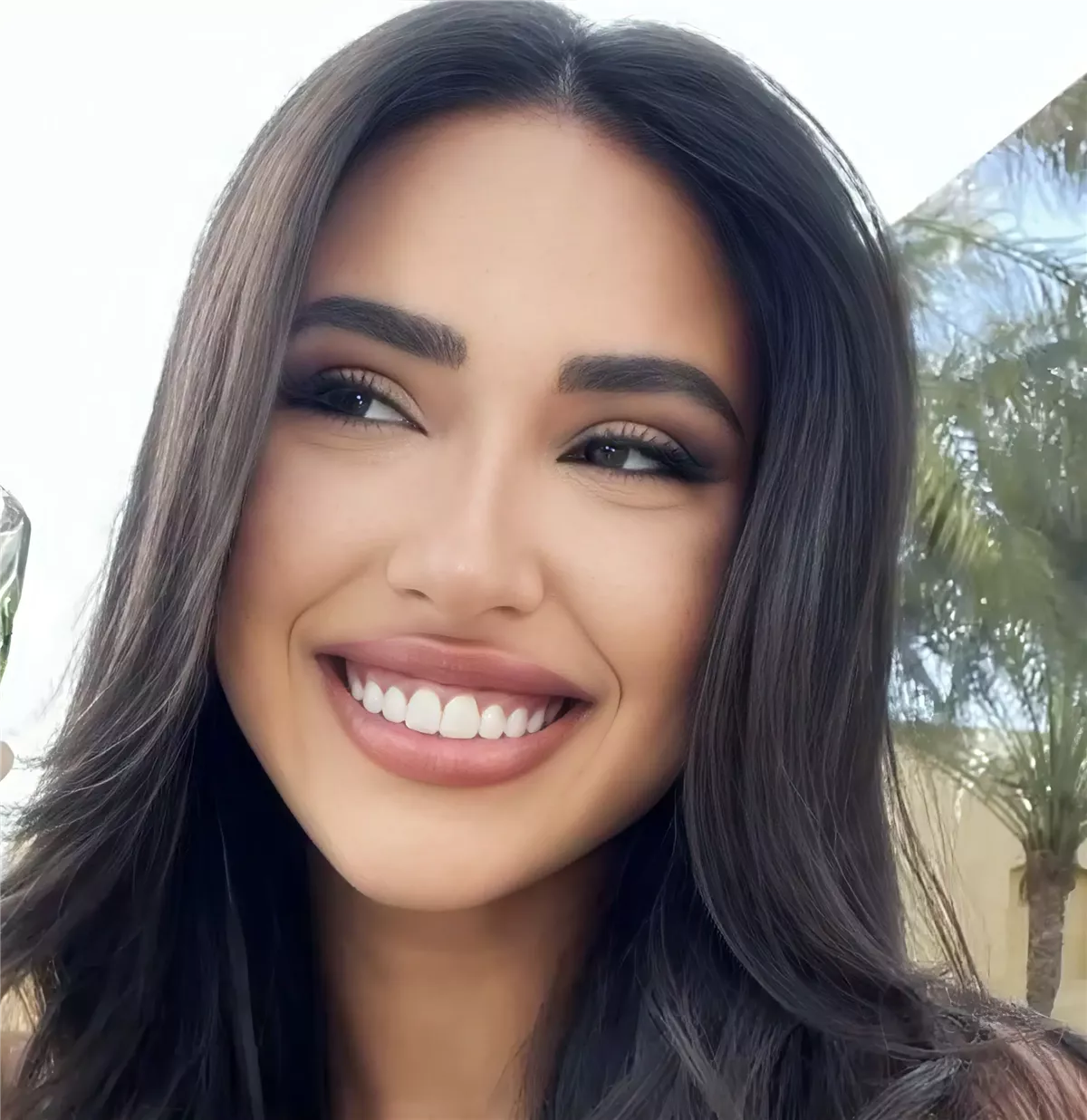 الفنانة آية سماحة