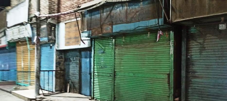 تعاون محلي وأمني في تشميع الكافيهات المخالفة بأسوان