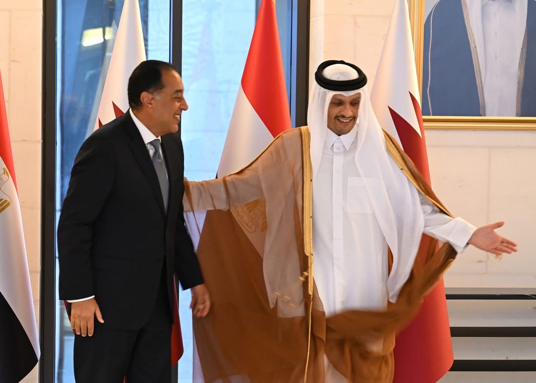 لقاء بين مدبولي وآل ثاني في الدوحة