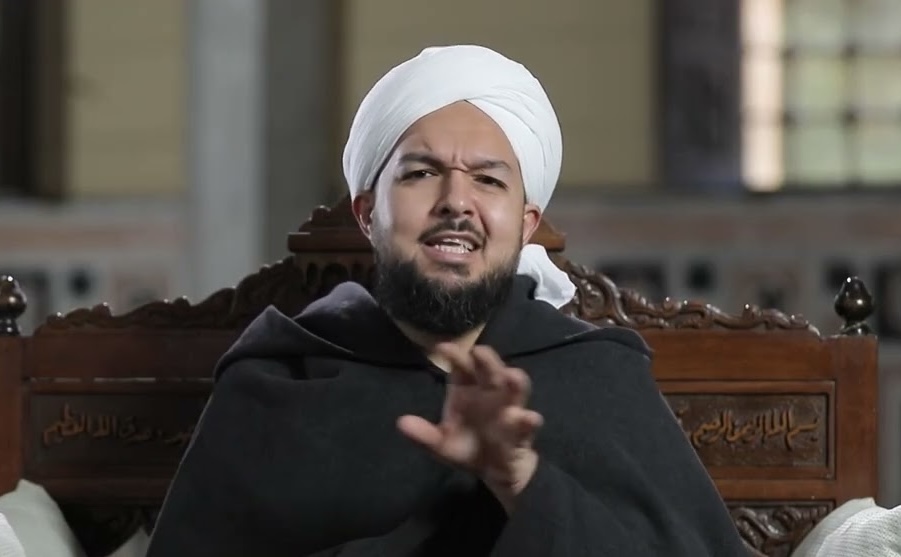 الموت انتقال طبيعي كما يشرح أحمد سيف الدين بوضوح