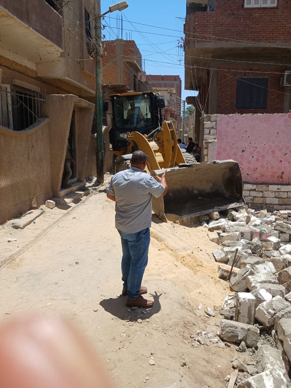 إزالة تعديات على أراضي زراعية بمراكز محافظة بني سويف