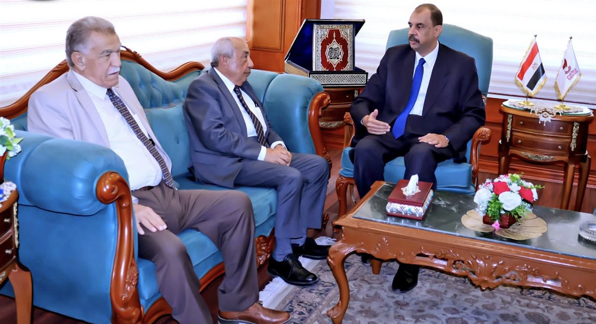 لقاء مع نقيب المهندسين لبحث مشروعات البنية التحتية بسوهاج