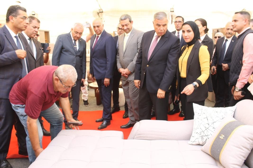افتتاح أول معرض “صنع في دمياط” في الإسكندرية