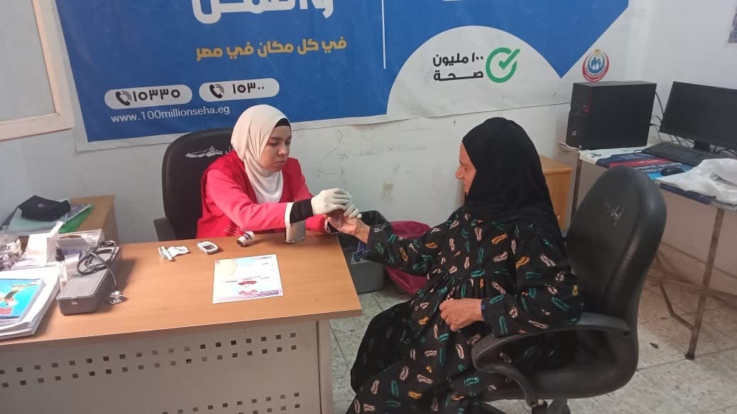 2 مليون خدمة طبية مجانية في أول أيام «100 يوم صحة»