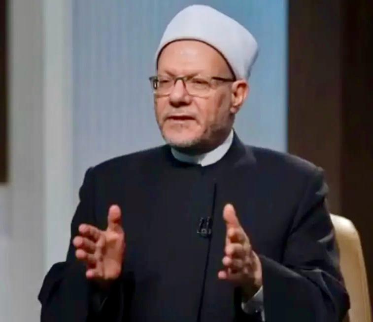 شوقي علام: غض البصر يمتد للسوشيال ميديا