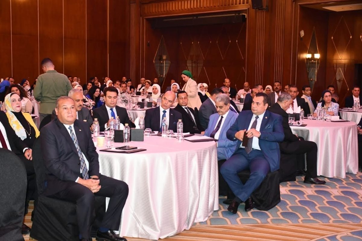 مبادرة “طوّر وغيّر” تحتفل بتأهيل 5 ملايين شاب وفتاة