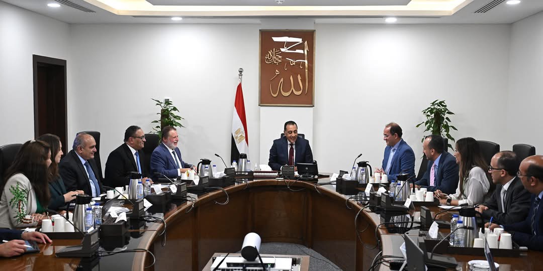 مدبولي يتابع خطة خفض الدين العام