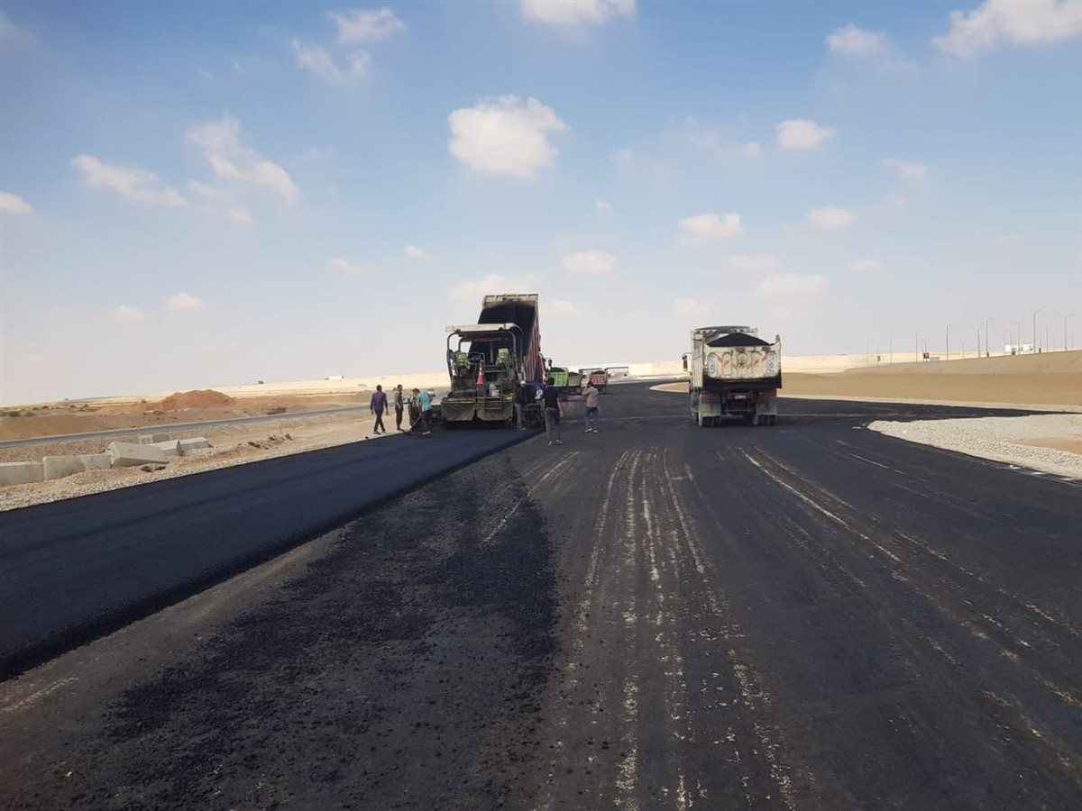 مشروعات طرق ومرافق وتوفيق أوضاع بمدينة سفنكس الجديدة