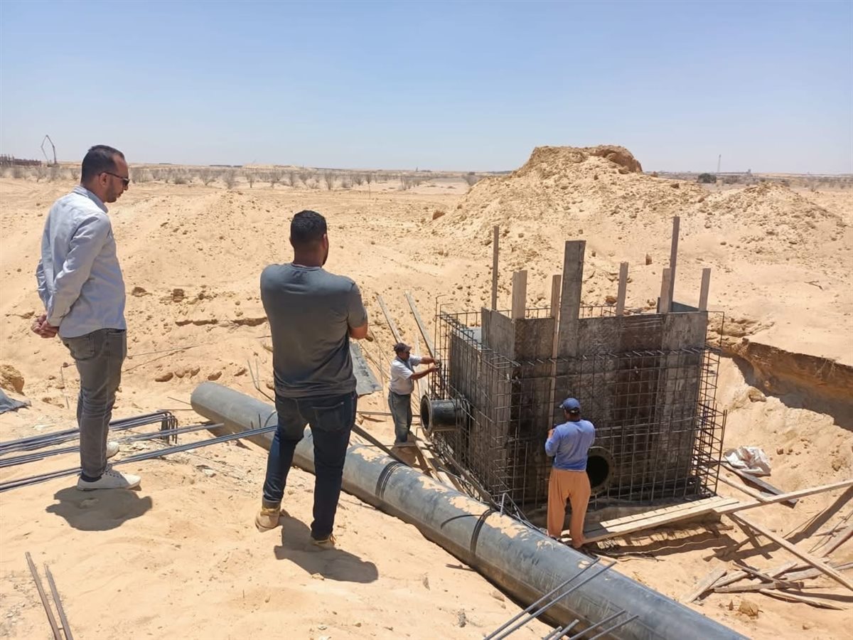توسعات الطرق وخطوط المياه بمدينة سفنكس الجديدة