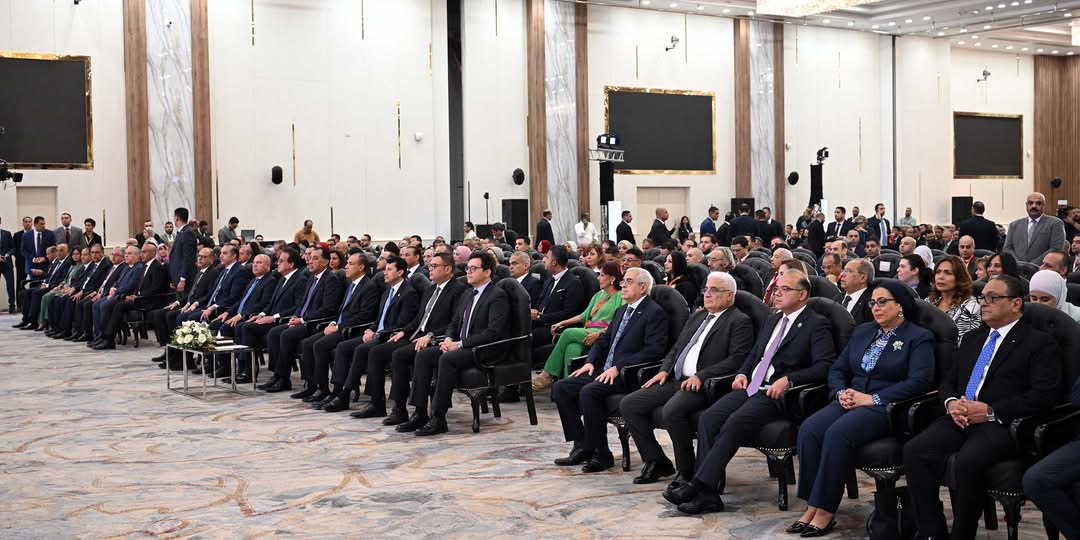 مدبولي يفتتح مؤتمر المصريين بالخارج بحضور وزاري واسع