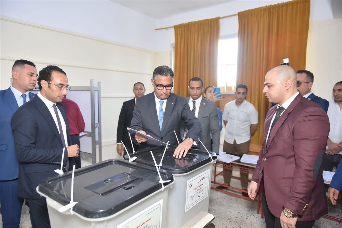 وزير التموين يدلي بصوته ويدعو للمشاركة في انتخابات الشيوخ