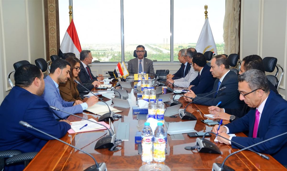 بدء موسم الأوكازيون الصيفي رسميًا في أغسطس