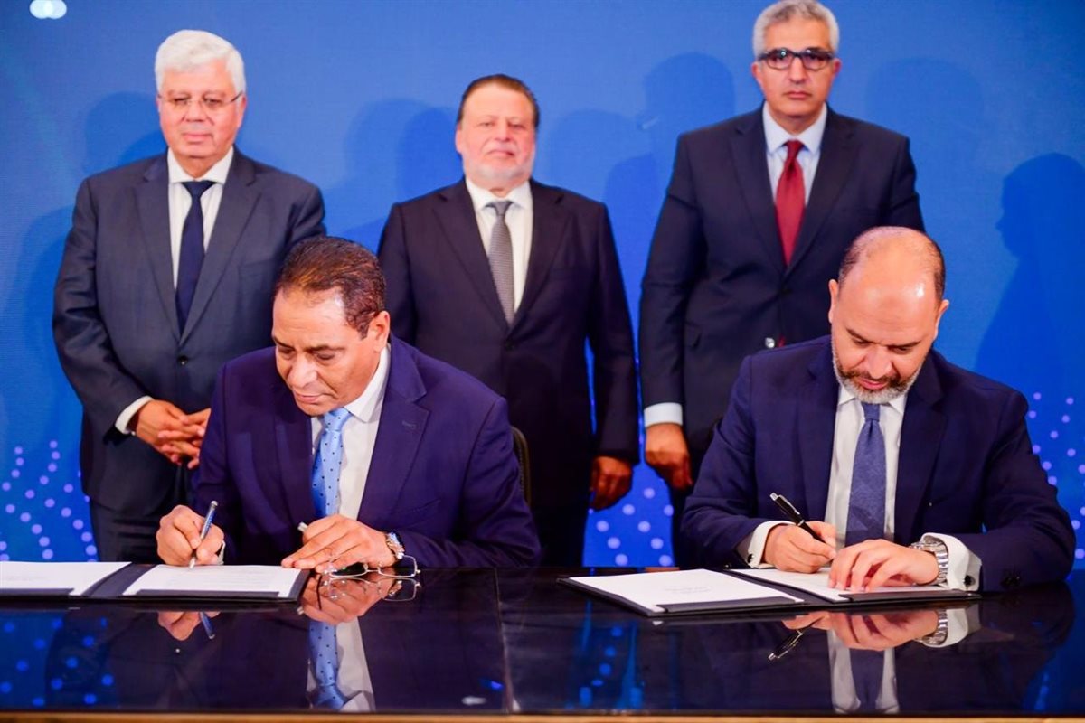 تعاون بين المعهد المصرفي المصري والجامعات لإعداد خريجين متخصصين في الخدمات المصرفية الحديثة