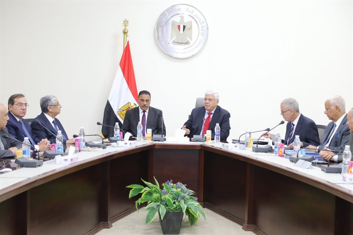 انعقاد أول جلسة لمجلس أمناء جامعة العلمين الدولية