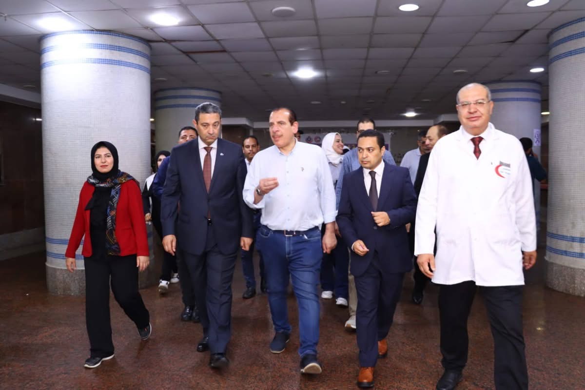 افتتاح جهاز تفتيت حصوات الكلى بمستشفى دمياط العام