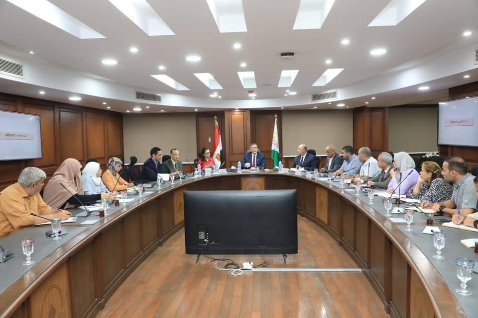 تحديث مرافق المياه والصرف والطرق لدعم الاستثمار الصناعي