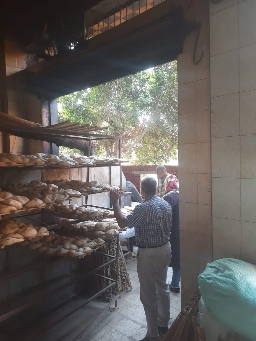 ضبط مخبز بدون ترخيص يرفع أسعار الخبز في أشمون