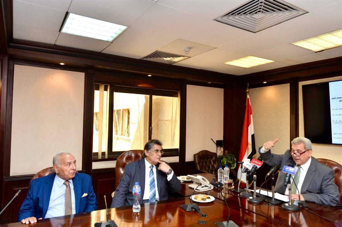نقاشات ثرية حول التحليل الرياضي وتعزيز الاحترافية