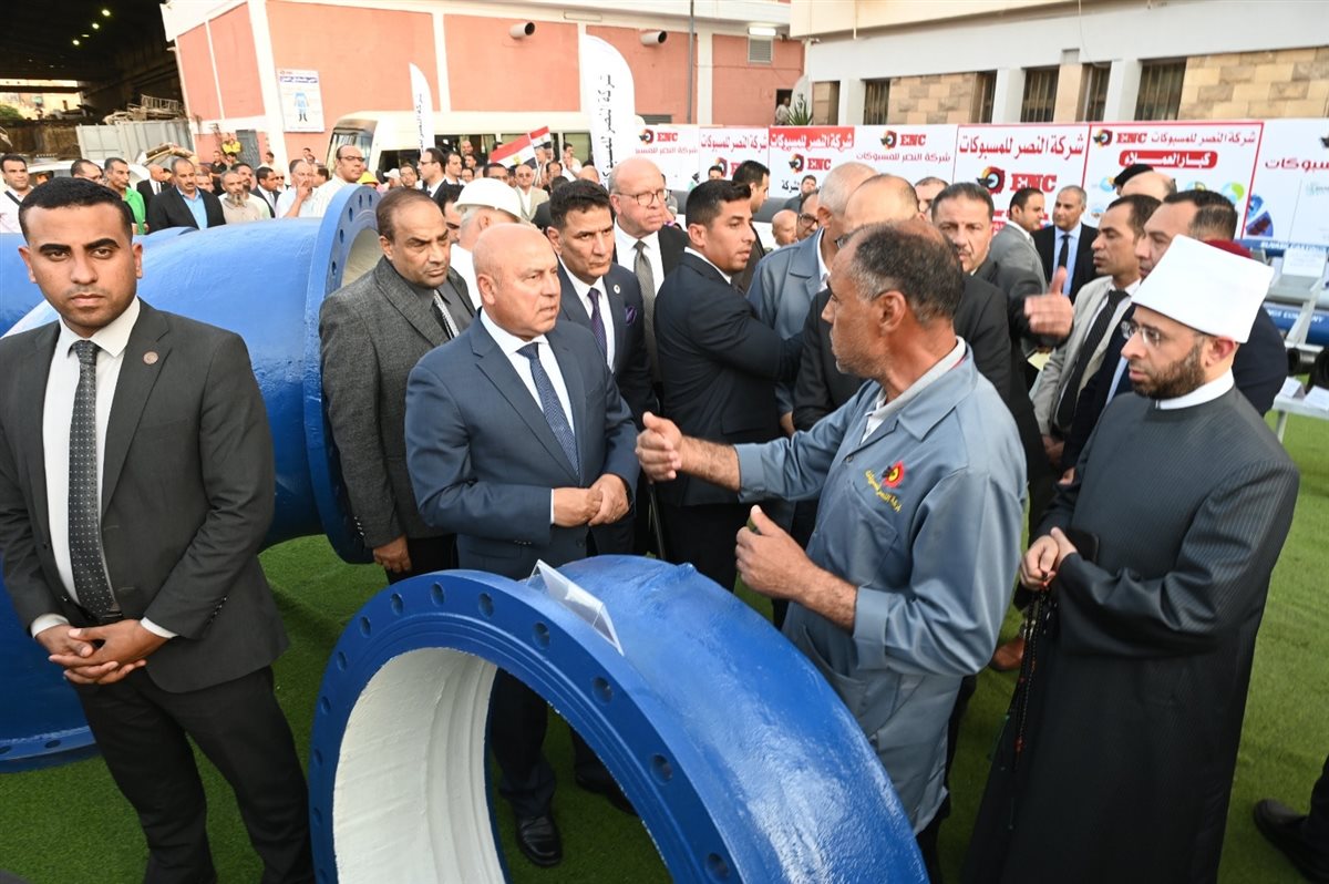 كامل الوزير يتفقد شركة النصر للمسبوكات