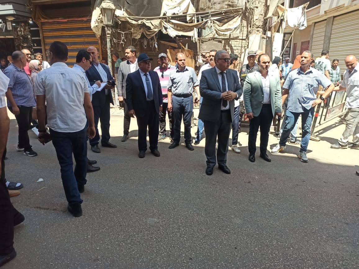 محافظ الدقهلية يتابع جهود الإنقاذ بموقع الحادث