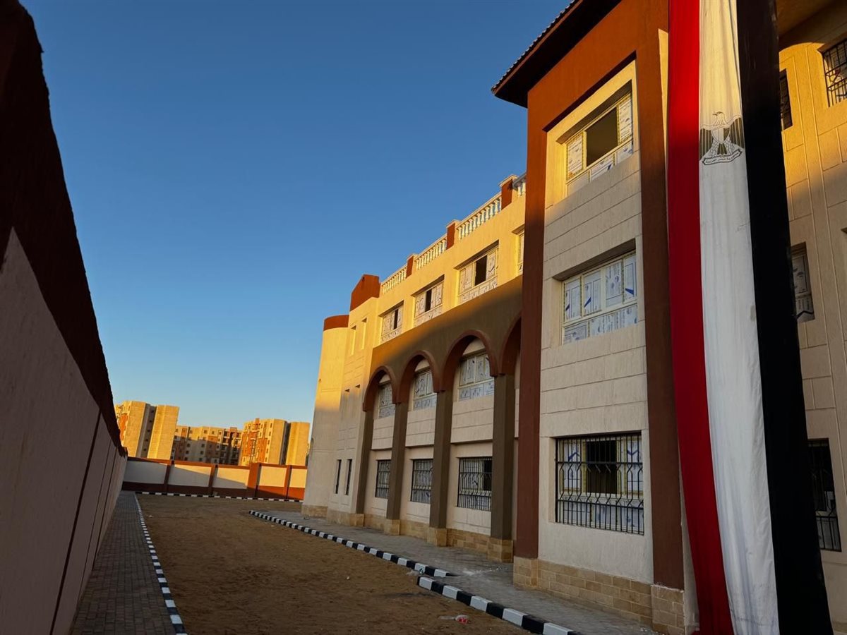 تسليم أول مدرسة تجريبي بمدينة أكتوبر الجديدة