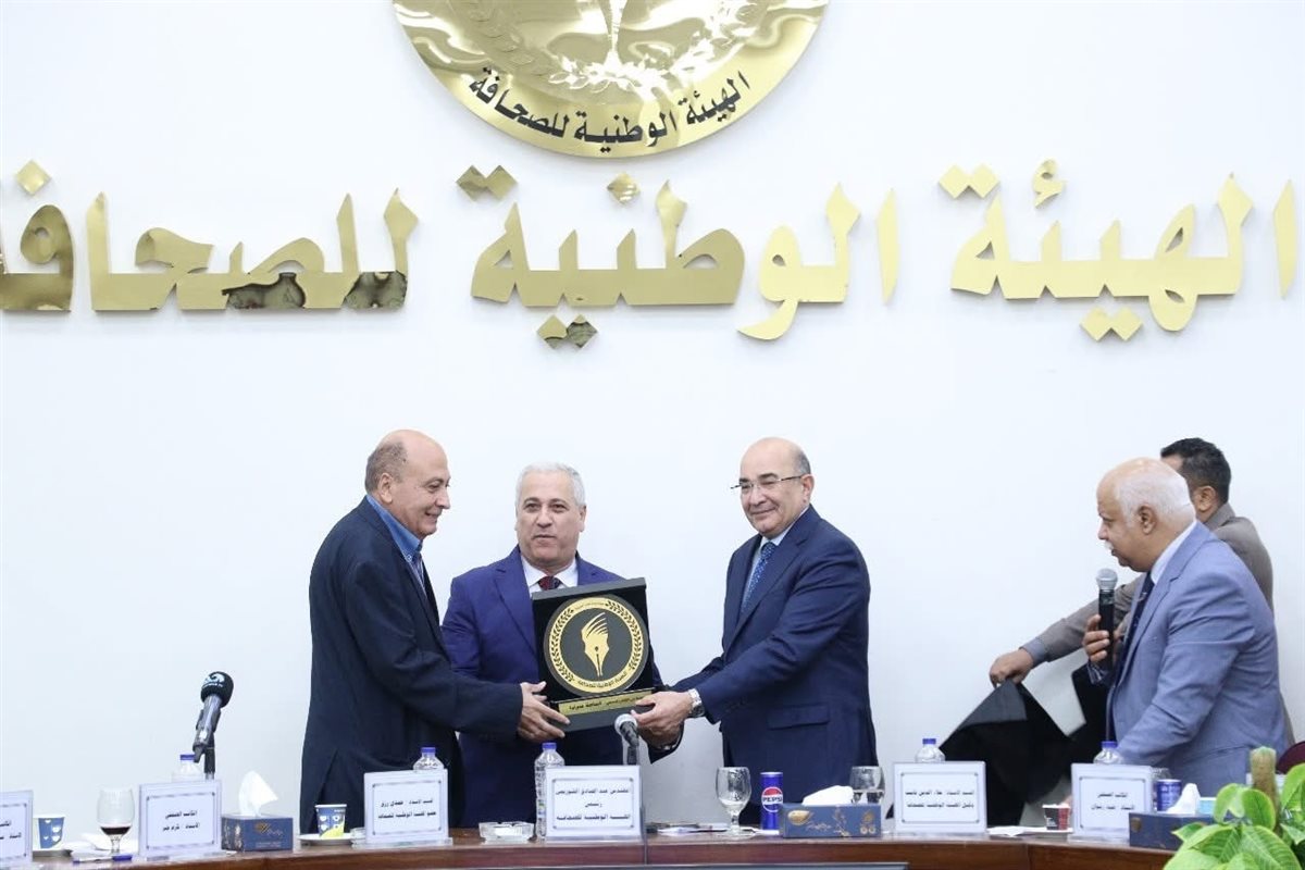 شيوخ الصحافة يناقشون مستقبل الإعلام القومي بمهنية عالية