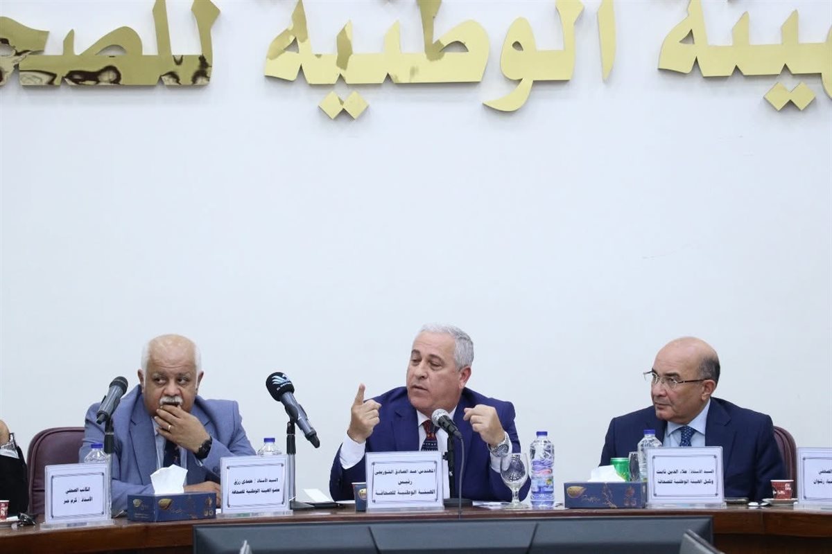 مشاركة كبار الكتاب والمفكرين في مناقشة تطوير المحتوى الإعلامي