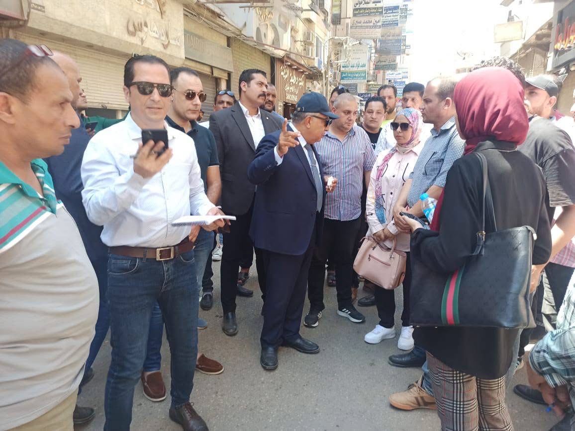 حادث انهيار عقار بالدقهلية وإصابة 2 عمال واستمرار جهود الإنقاذ