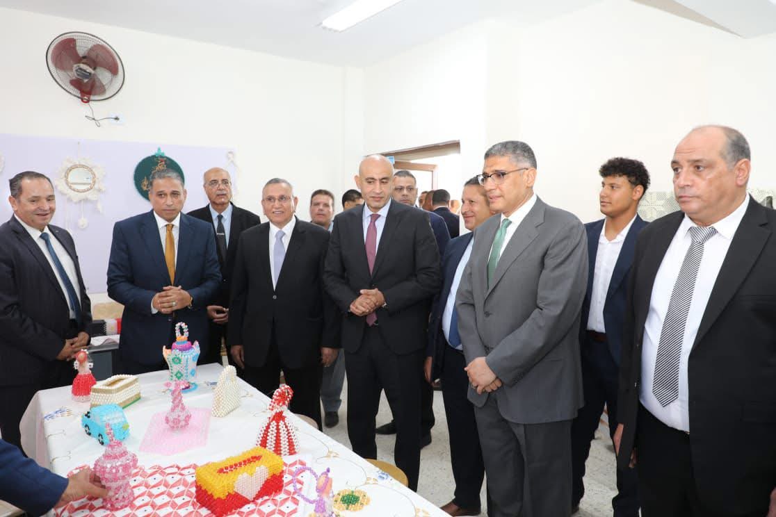 العام الدراسي الجديد يبدأ مع افتتاح مدارس