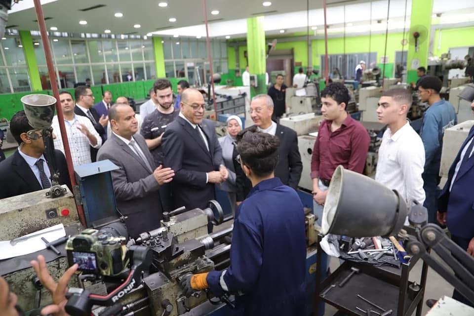 فرص عمل للشباب عبر تعاون وزارة العمل والساليزيان الإيطالي