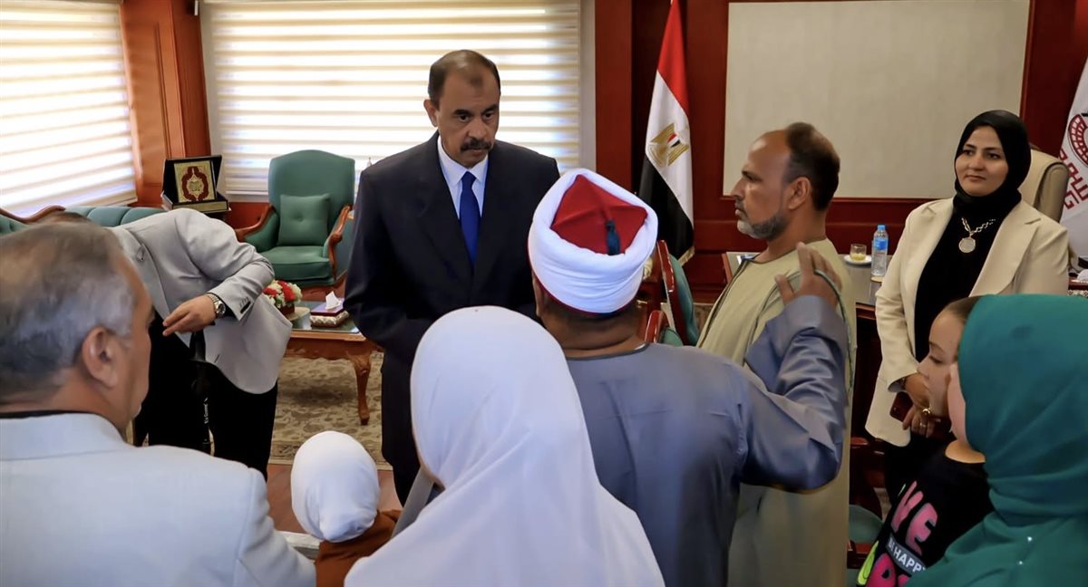 الطالبة آية السيد مهني تتفوق في الإعدادية الأزهرية للمكفوفين