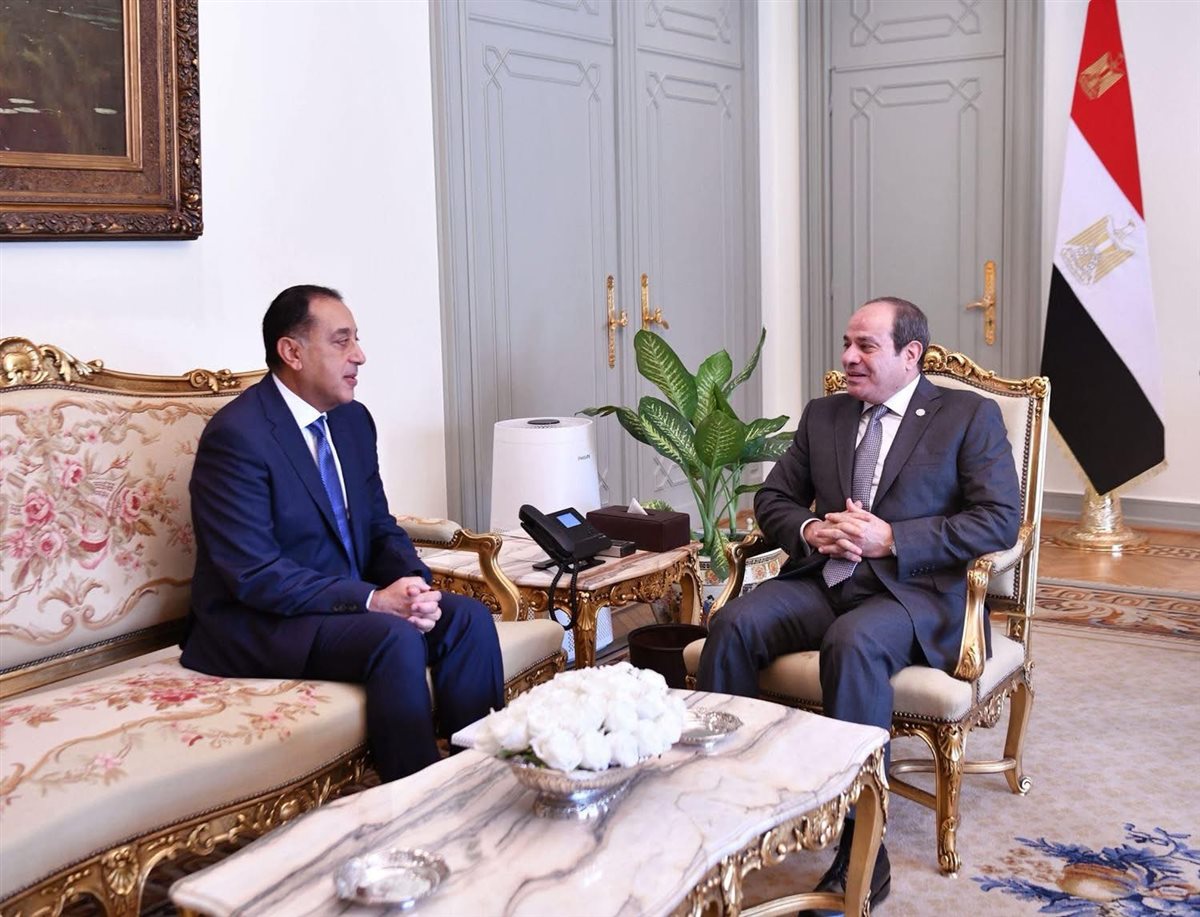 الرئيس السيسي يستعرض نتائج قمة الأمم المتحدة مع مدبولي