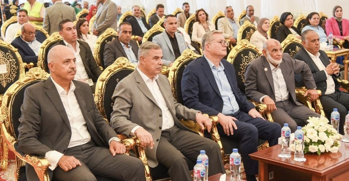 وزير البترول ومحافظ الإسكندرية يفتتحان تطوير قرى الكينج مريوط