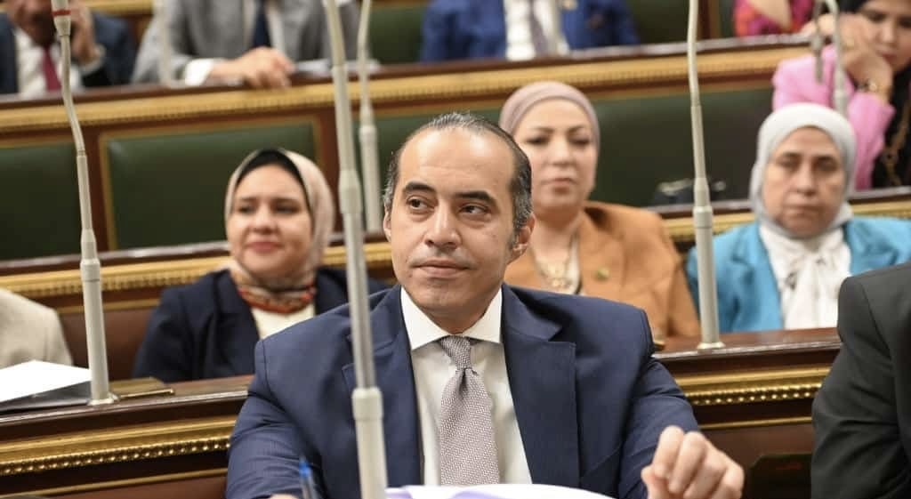 وزير الشؤون النيابية